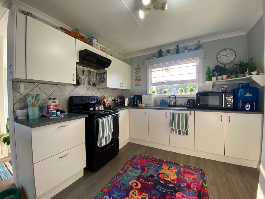 5 Bedroom Property for Sale in Cintsa East Eastern Cape